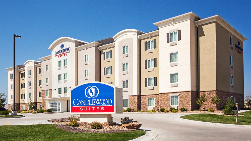 Pet Friendly Hotel Chains Travel With Your Dogs & Cats